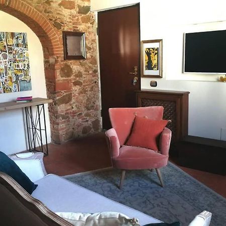 La Dimora Di Kinzica Apartment Pisa Bagian luar foto