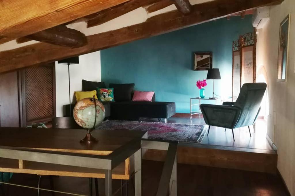 La Dimora Di Kinzica Apartment Pisa Bagian luar foto